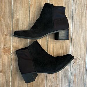 Just Fab Black Alexis Suede Ankle Boot Size 9.5